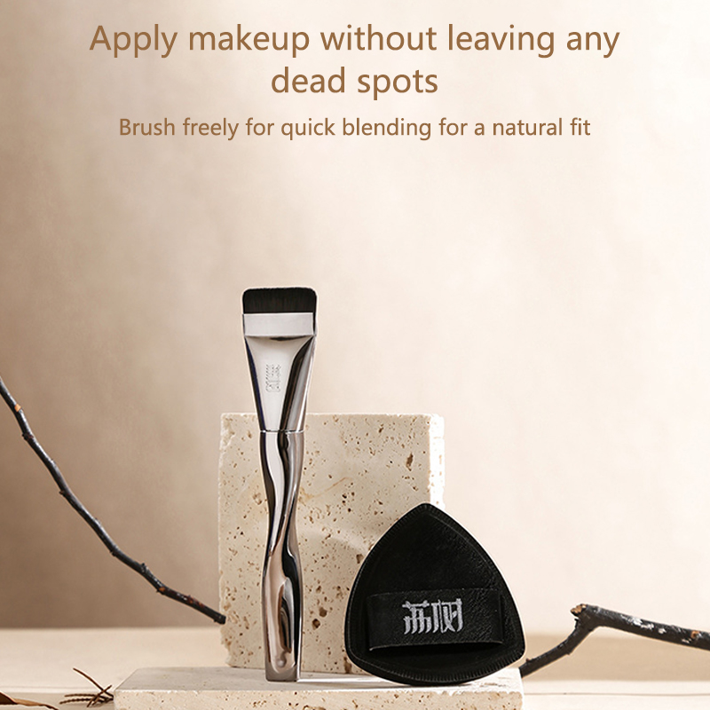 Beauty Queen Makeup - فرشاة أساس جديدة بتصميم أحادي الشكل،