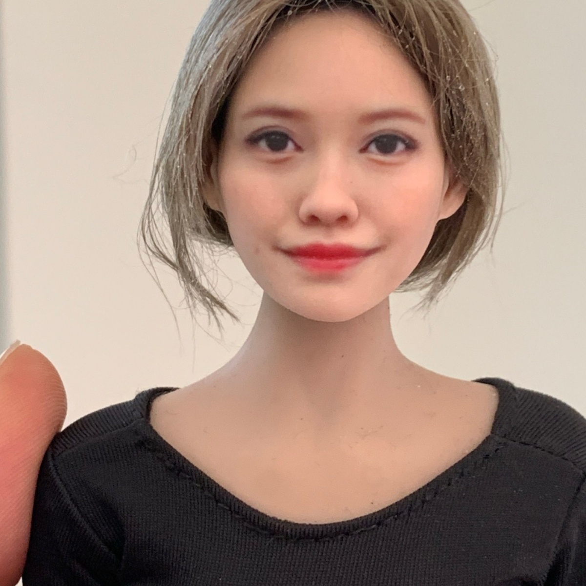 Beauty Makeup Edit - تمثال رأس أرينا هاشيموتو الجميلة ذات