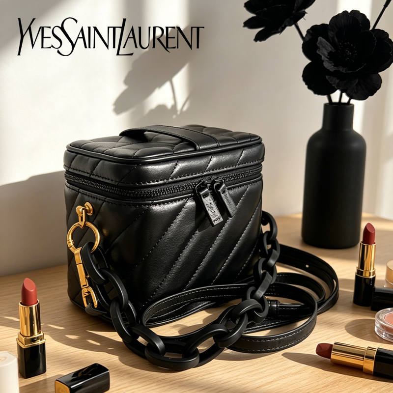 Ysl Beauty Makeup Bag - حقيبة ييف سان لوران السوداء المبطنة