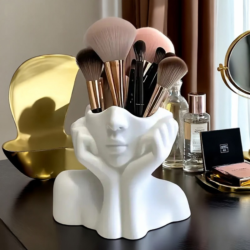 Beauty Queen Makeup - حامل فرشاة مكياج على شكل وجه