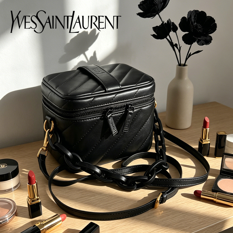 حقيبة يوف سان لوران السوداء ال - مراجعة Ysl Beauty Makeup Bag وسعره