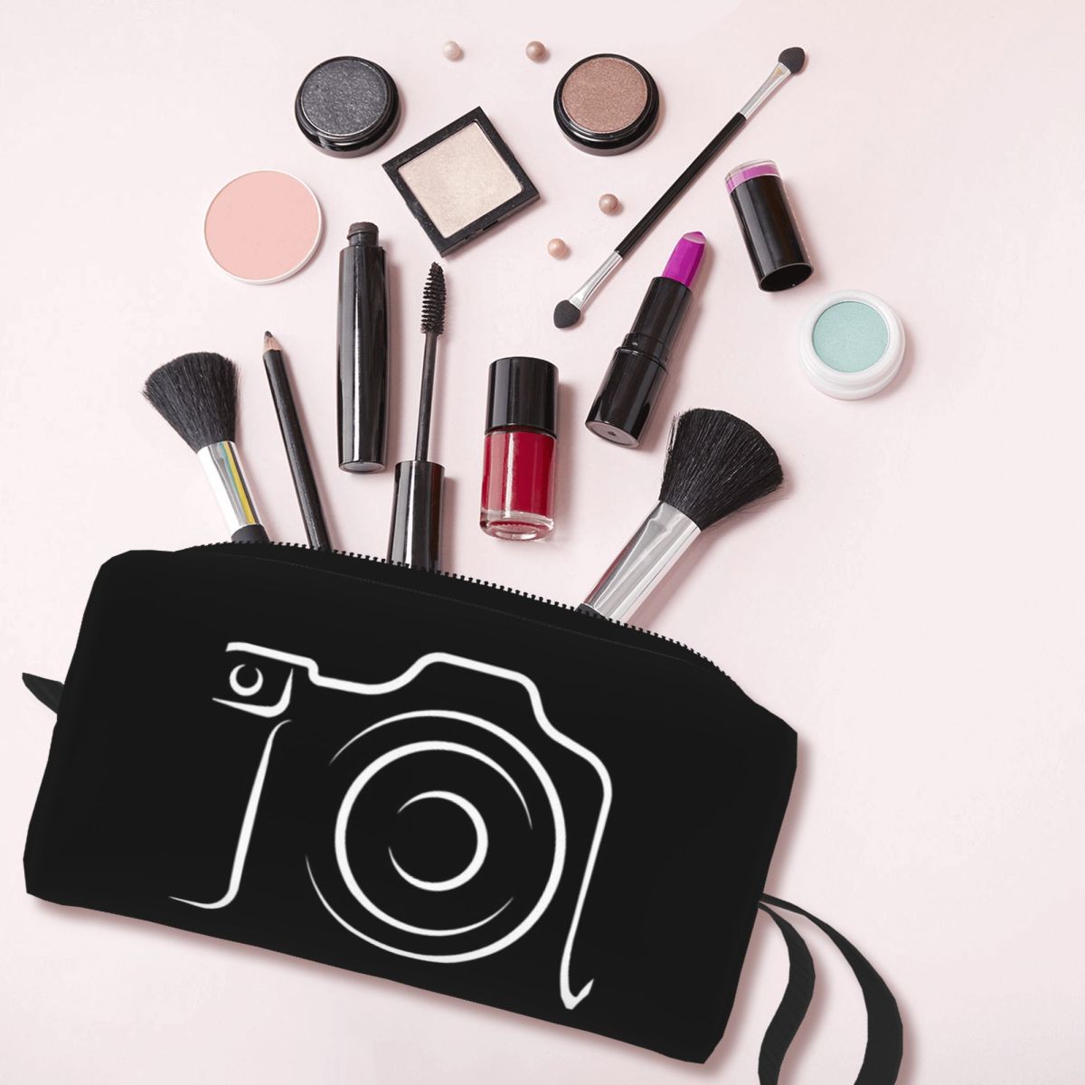 حقيبة مكياج على شكل كاميرا للت - مراجعة Beauty Makeup Camera وسعره
