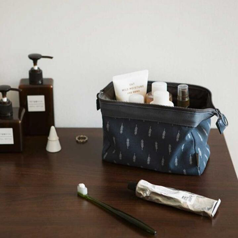 النساء السفر الحيوان فلامنغو ي - مراجعة Makeup Beauty Necessaire وسعره